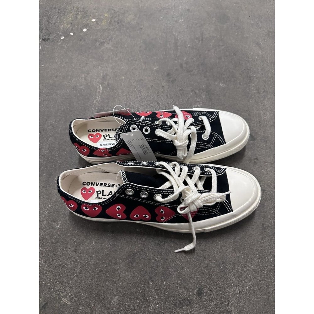 COMME des GARCONS PLAY Converse Multi Heart Low Top in Black - Picture 7 of 9